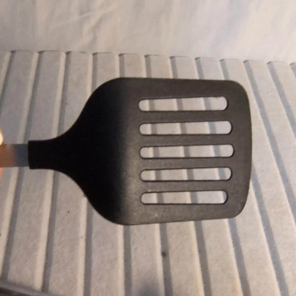 Hoffritz Black‎ & Silver Stainless Steel Cooking Spoon & Turner is unbranded
